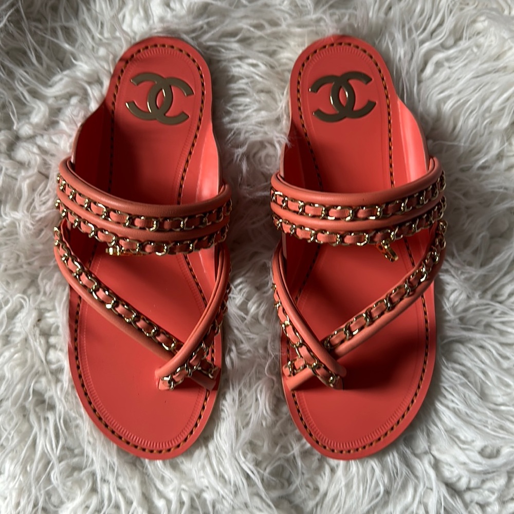 Chanel Coral Chain Thong Sandals Size 37